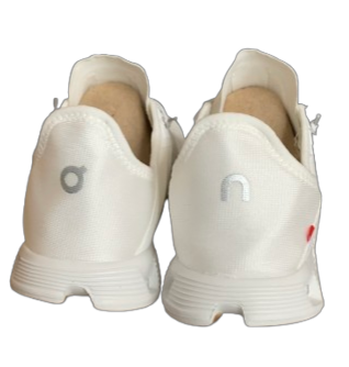 Leichter Sneaker On white - Bild 2